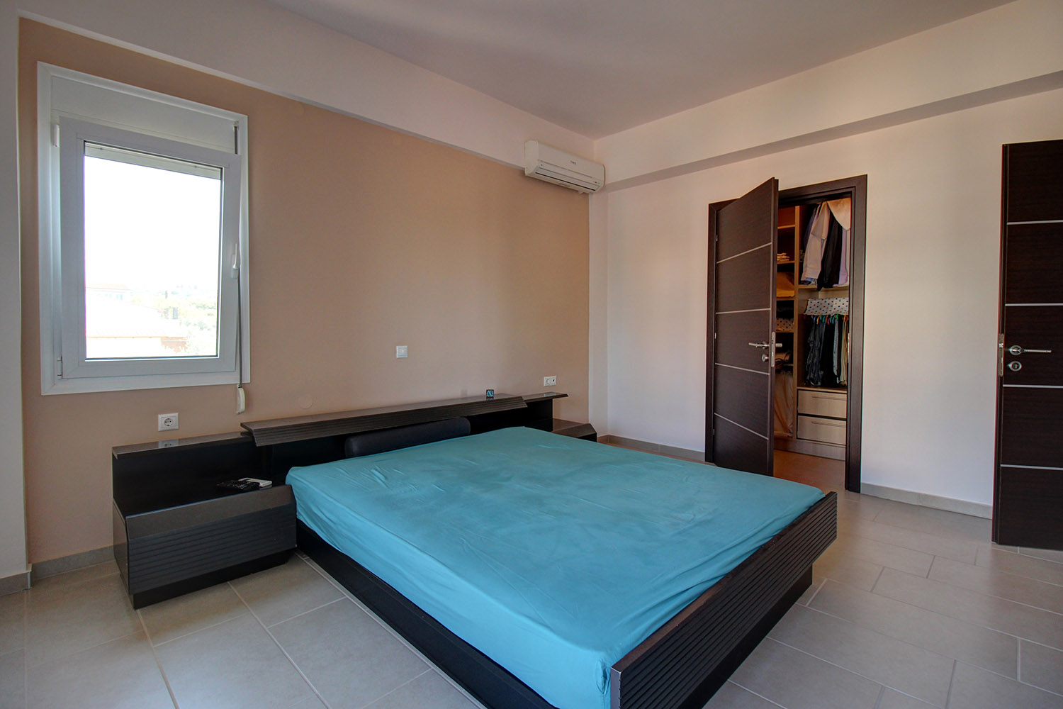 Beach house chania crete1