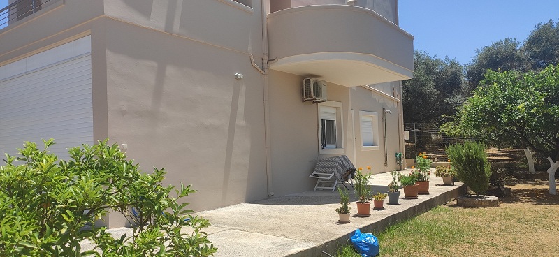 Luxury villa chania crete 0back1